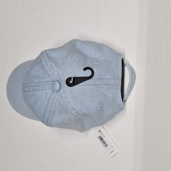 New Calvin Klein cap - Picture 3 of 6